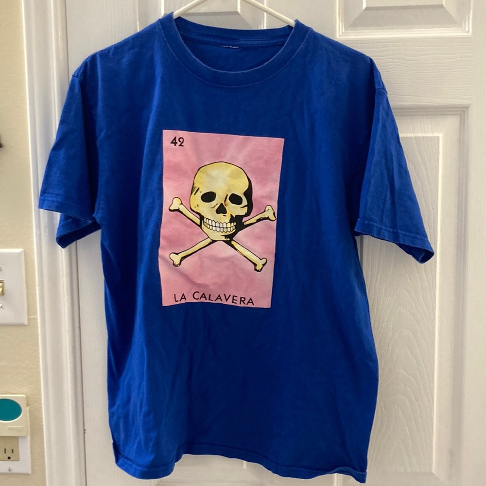 🌞5 for $25 Blue La Calavera loteria t-shirt. No tag but looks like a men’s M
